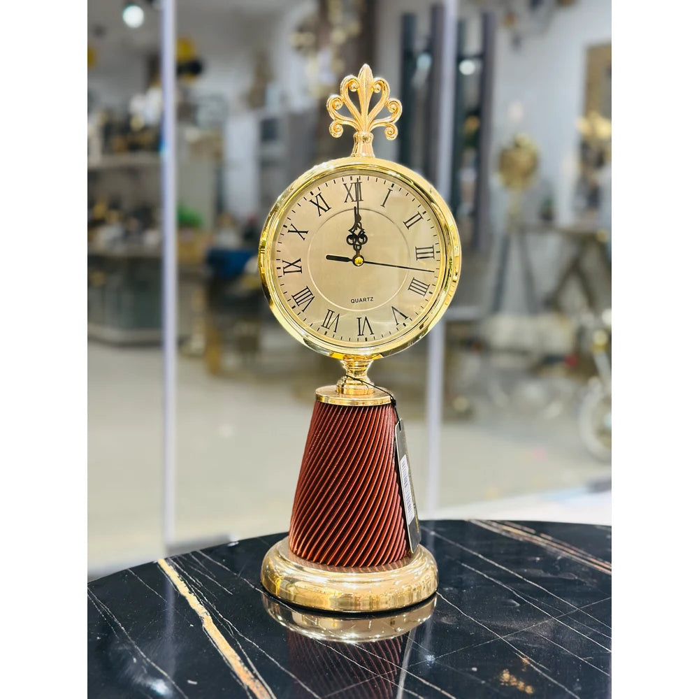 Royal Gold Roman Pedestal Tabletop Clock with Ornate Finial
